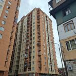 საცხოვრებელი კორპუსები სადაც განთავსებულია M LIFT MEDIA-ს მონიტორები