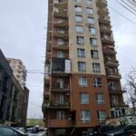 საცხოვრებელი კორპუსები სადაც განთავსებულია M LIFT MEDIA-ს მონიტორები
